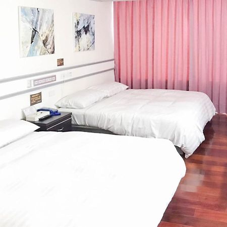 Fudi Hotel Tajcshung Kültér fotó