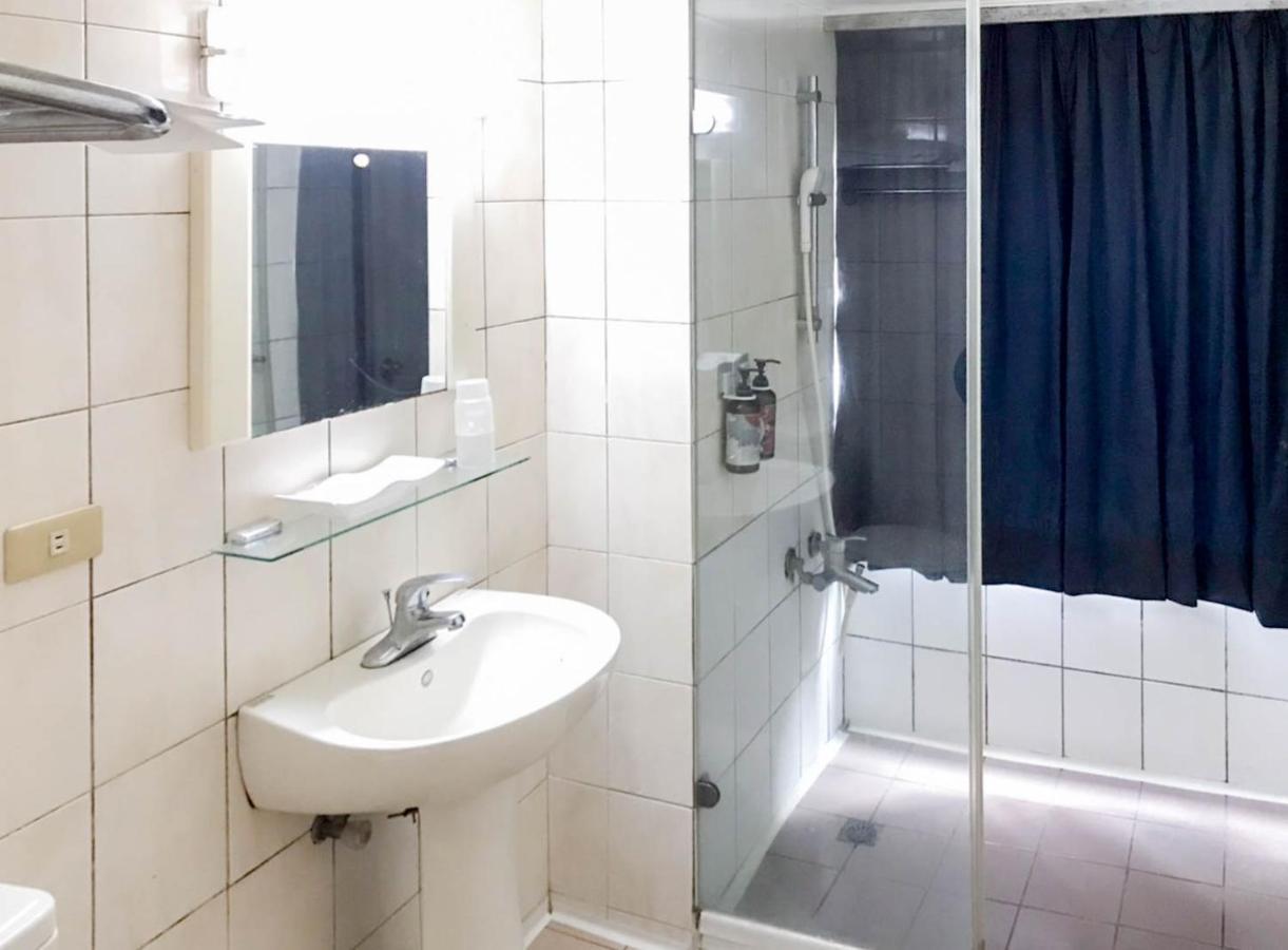 Fudi Hotel Tajcshung Kültér fotó